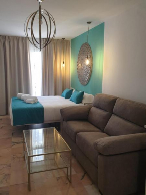 Hotel y Apartamentos Doña Lola
